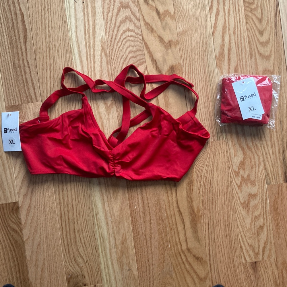 Fused Women's Red lava Swim Top - XL